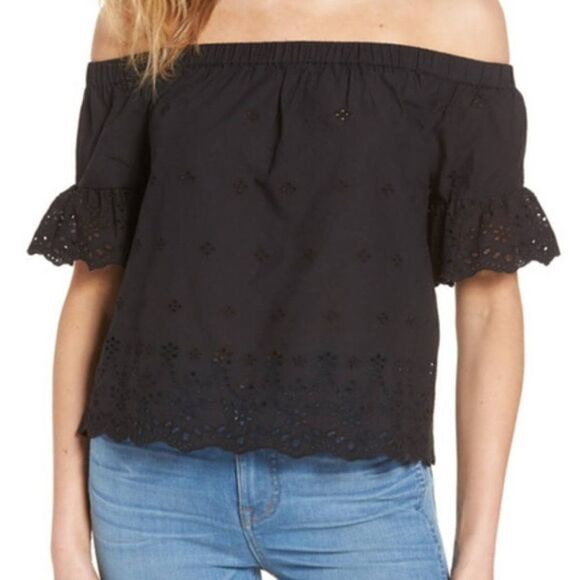 ✨ Madewell Off the Shoulder Eyelet Black Top ✨ - Picture 2 of 10